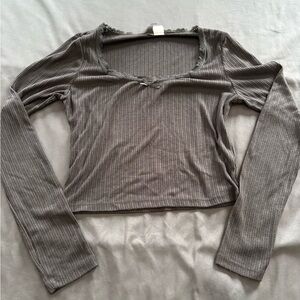 H&M Gray Ribbed Long Sleeve Scoop Neck Top with Bow